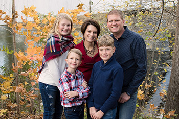 Distinctive Image Designs Family Photographer